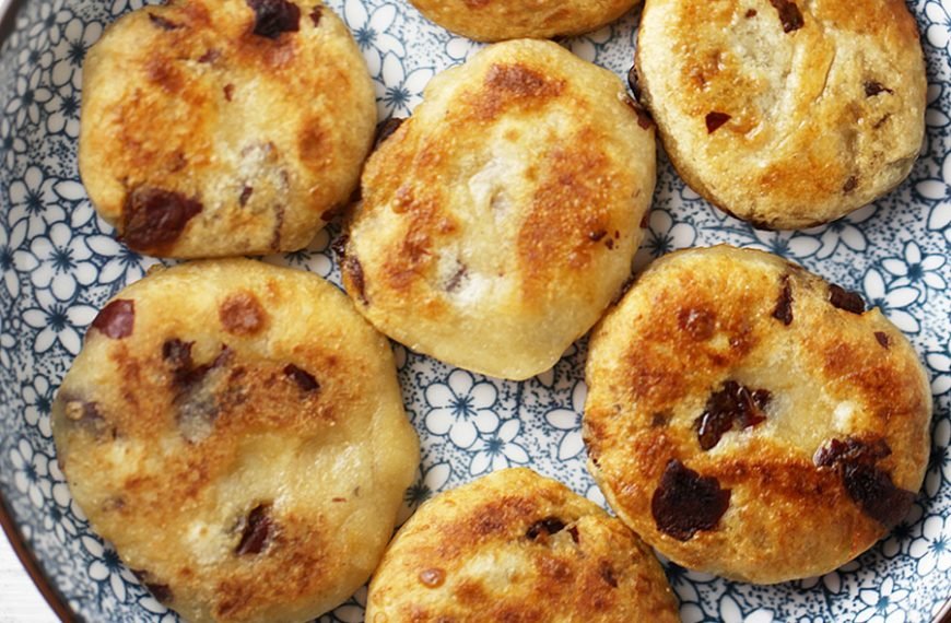 Yam Cakes with Jujube Paste